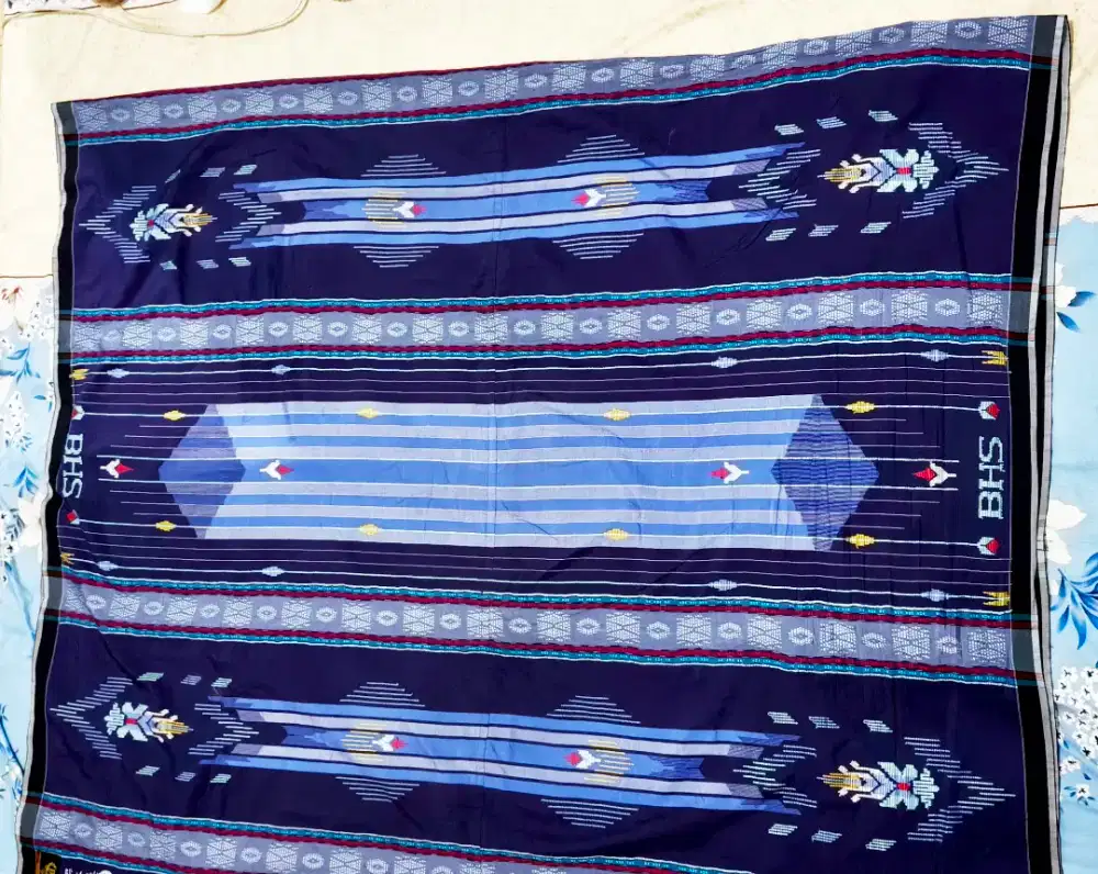 Bhs signature SGD gold