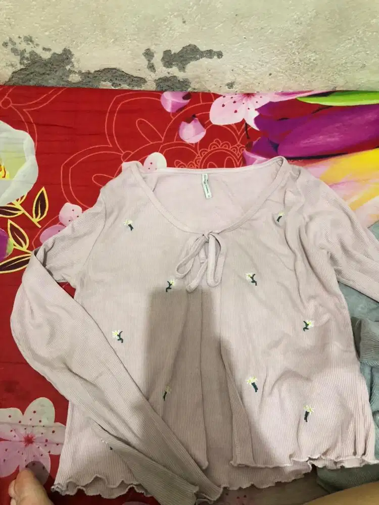 PRELOVED CARDIGAN KONDISI MULUS