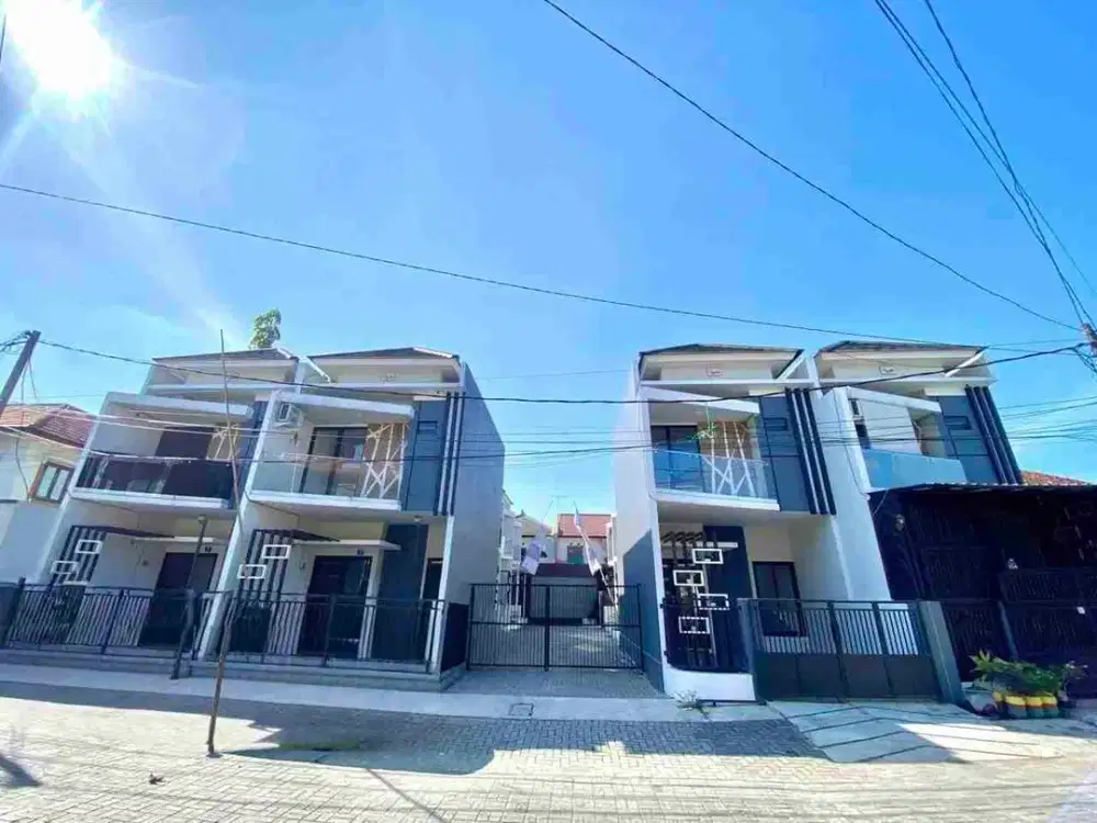 Disewakan Rumah Baru 2Lt Kutisari Surabaya Dekat Sentra Bisnis Rungkut & A. Yani Surabaya