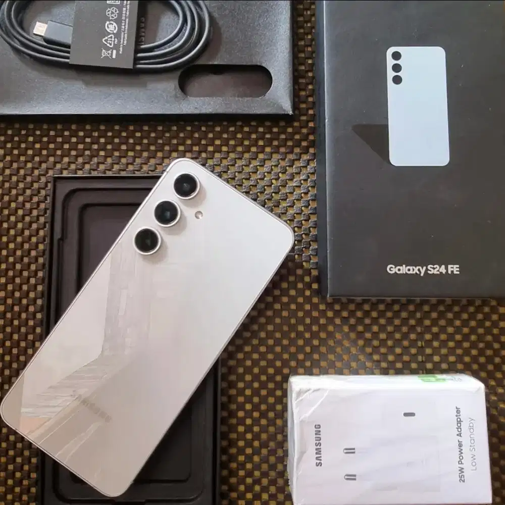 Samsung S24 FE 5G 256GB SEIN + Fast Charger Full Original Garansi ON