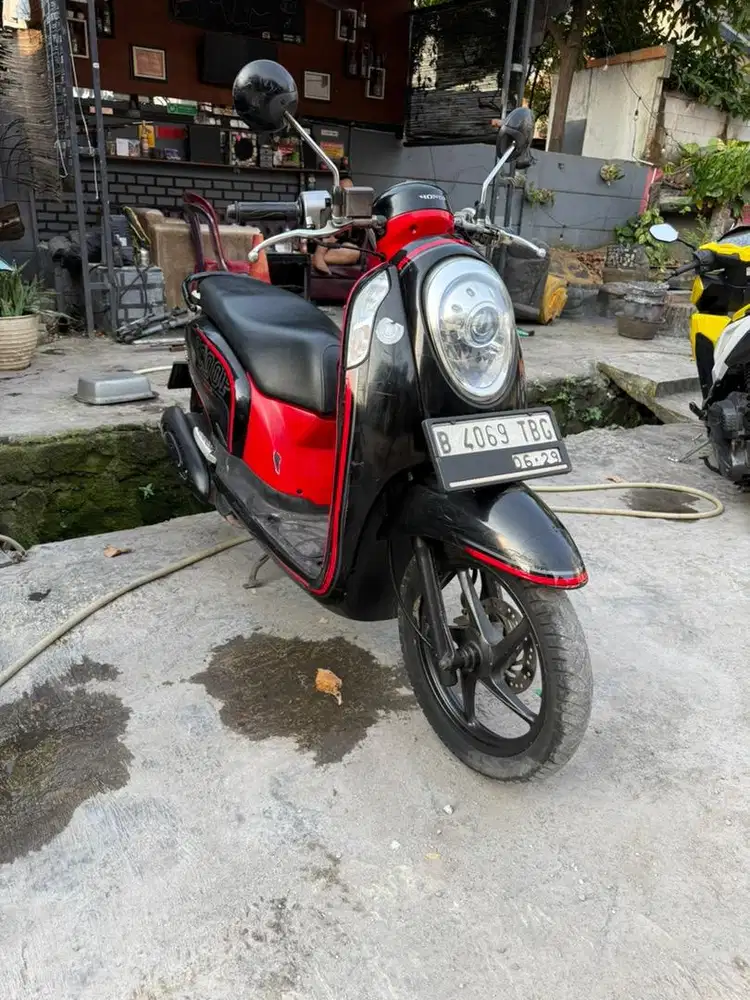 HONDA SCOOPY FI 2014 PAJAK HIDUP