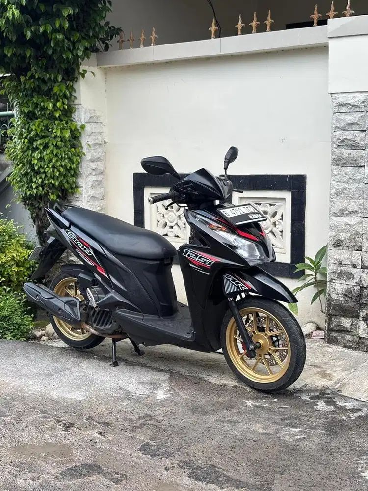HONDA VARIO 125 KZR 2014 PAJAK HIDUP