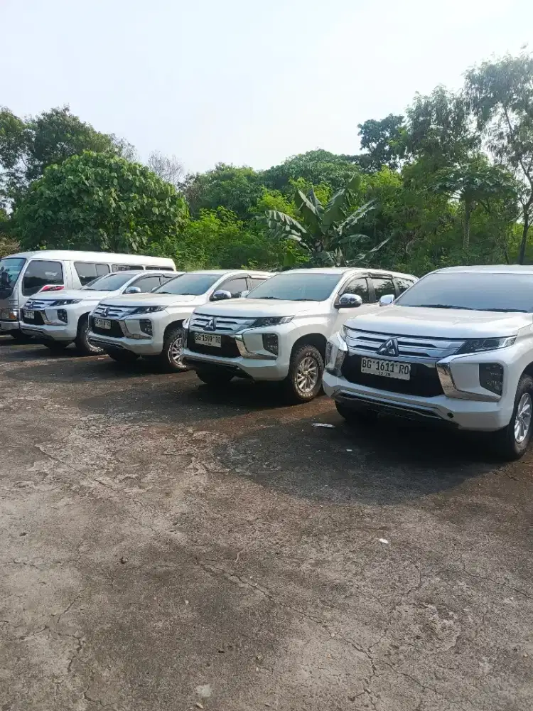 2023 Pajero Sport 2.5 GLX 4x4 MT Diesel