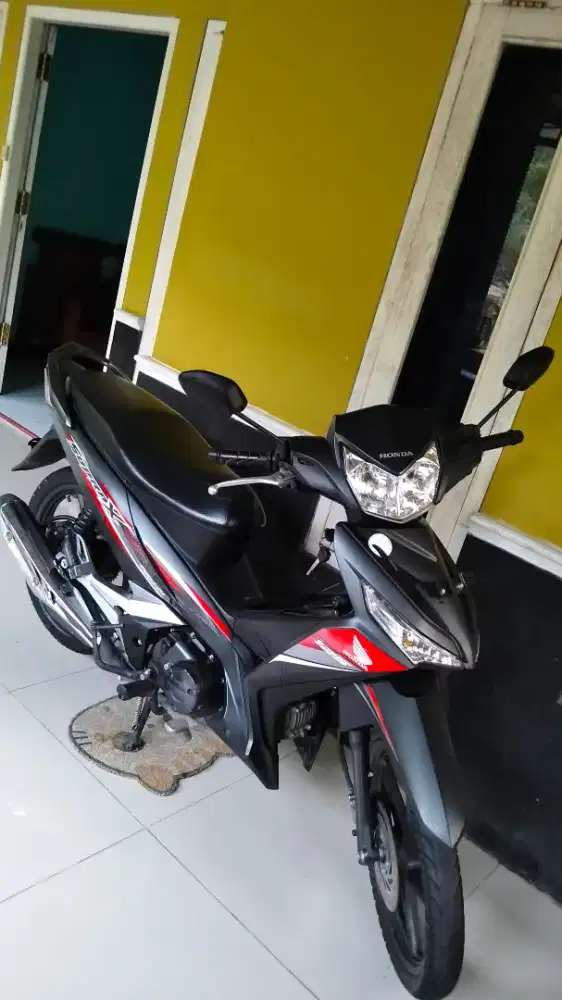 Supra x 125 istimewa
