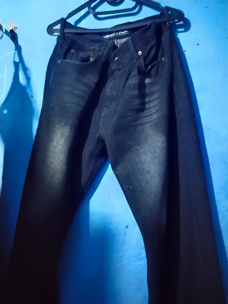 Celana Hitam Baggy Gizmo