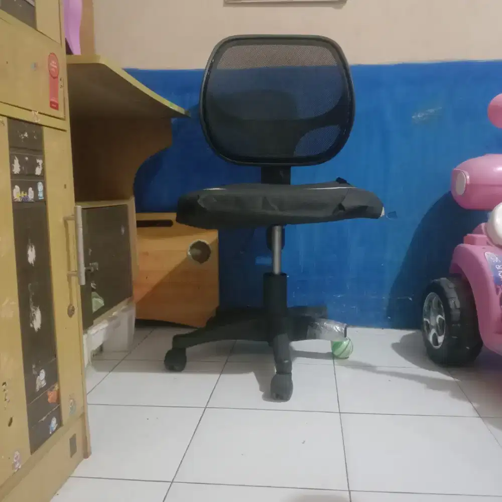 Kursi kerja kantor