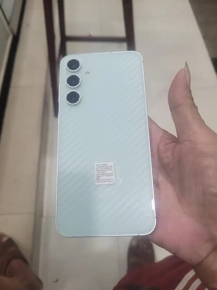 Samsung s23 fe ram 8/256