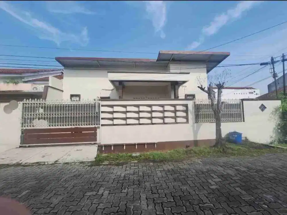 RUMAH HOOK DI JL WANARA RAYA PEDURUNGAN TENGAH SEMARANG