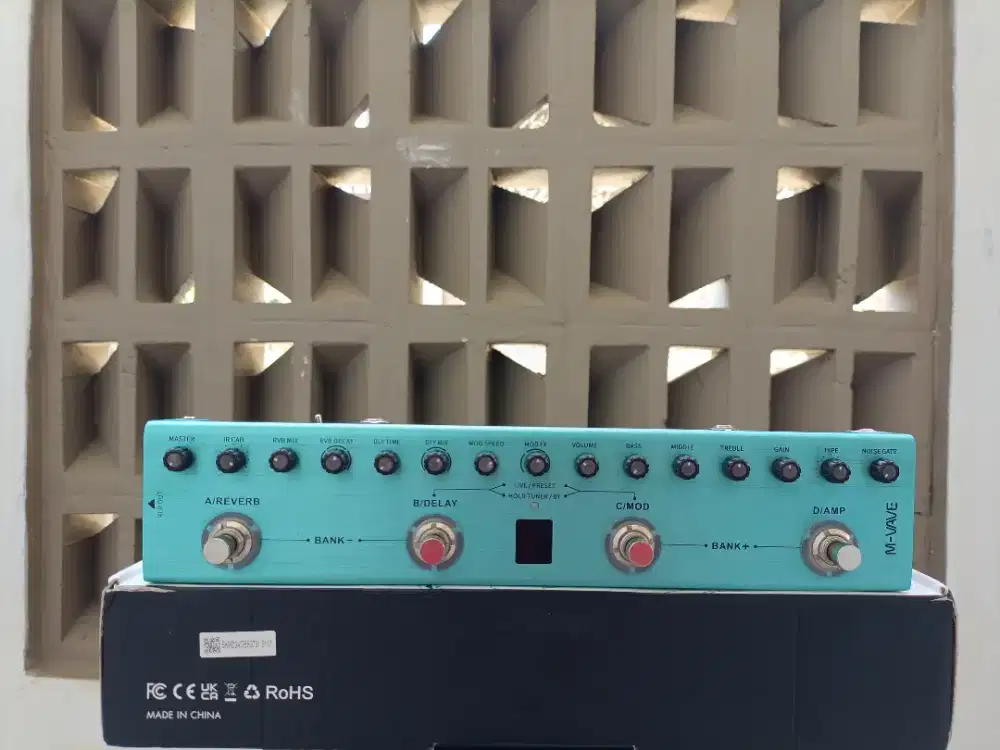 M-Vave Tank G Multi-Effect Guitar