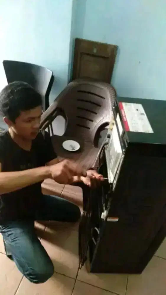 Service elektronik Bandung