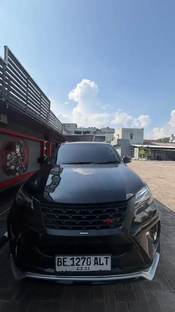 TOYOTA FORTUNER 2.4 VRZ A/T