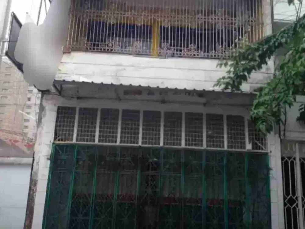 RUKO PUSAT KOTA DI JL WAHID HASYIM KRANGGAN KAUMAN SEMARANG TENGAH