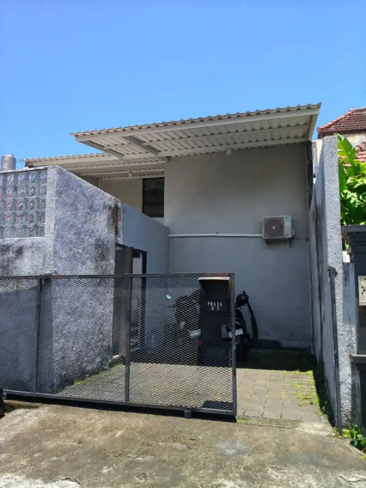 Dijual rumah lantai 2 furnished di Jl Gunung Salak kesambi Kerobokan