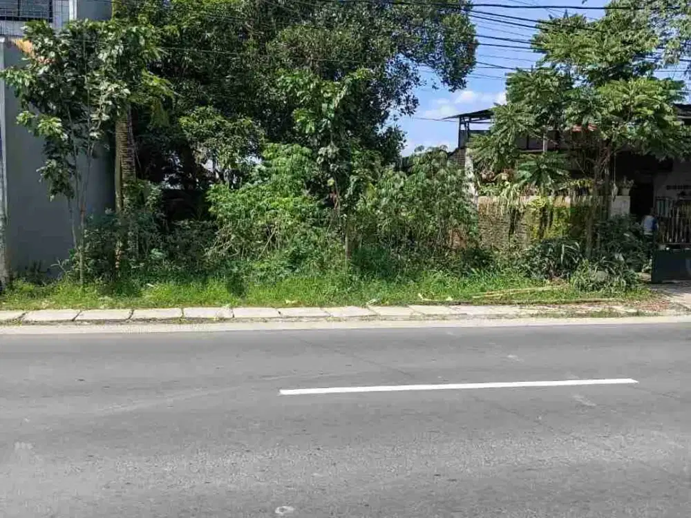 Tanah kosong jln raya Tambaksari Kidul Kembaran dekat pasar Tambaksogra Purwokerto