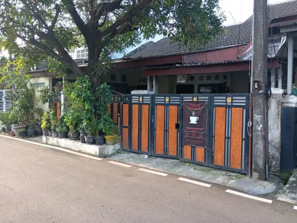 Dijual rumah bagus lokasi strategis di Pulogebang Permai Jakarta Timur