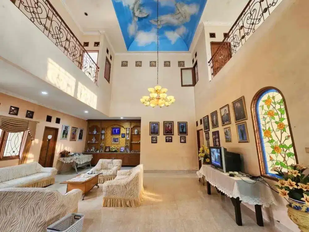 Dijual Rumah Megah luas 500 di Komplek Mega Cinere, dekat ke Tol Brigif