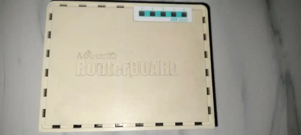 Routerboard 750 R2 HEX LITE