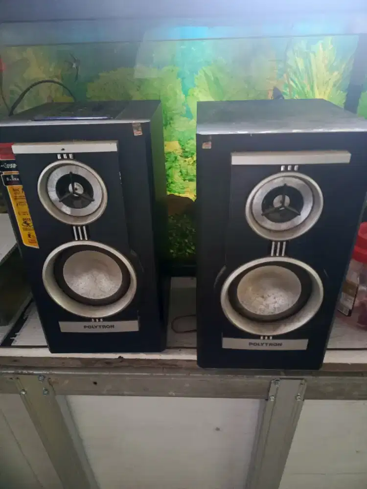 Mini compo Politron murah suara bagus ngebas jual cepat BU