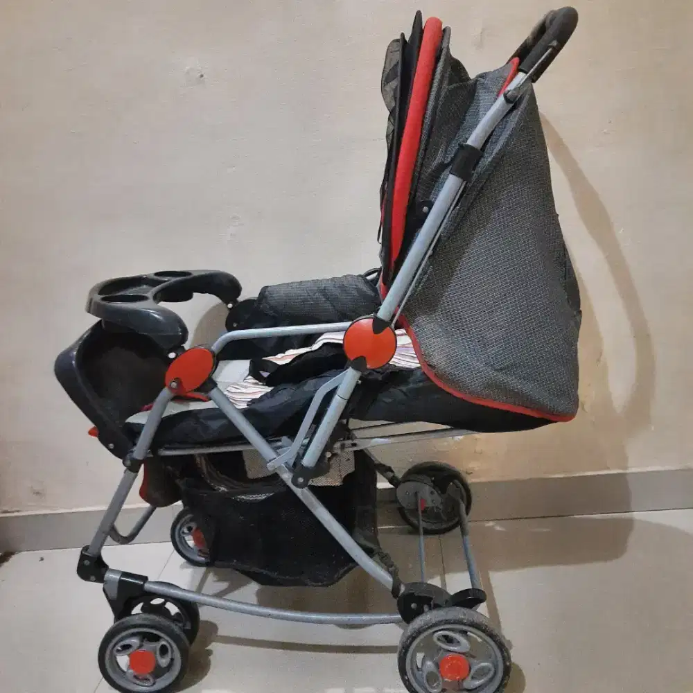 Stroller baby new born.