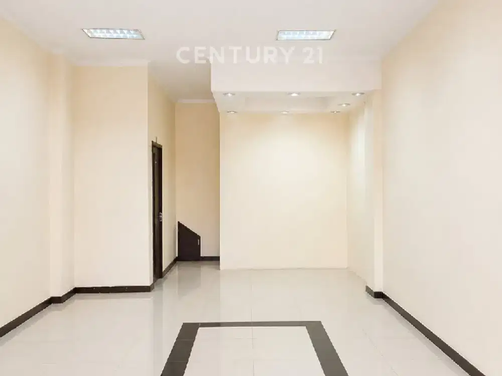 RUKO 3 Lt Siap Huni Di Cipulir, Kebayoran Lama, Jakarta Selatan