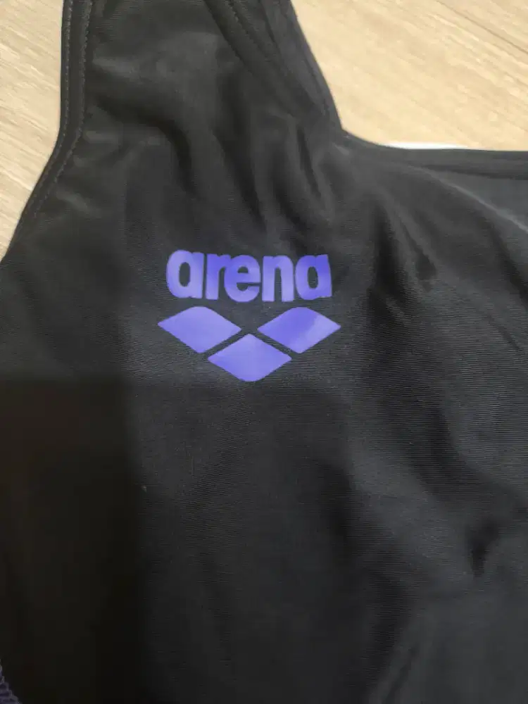 BAJU RENANG WANITA ARENA ORIGINAL PRELOVED