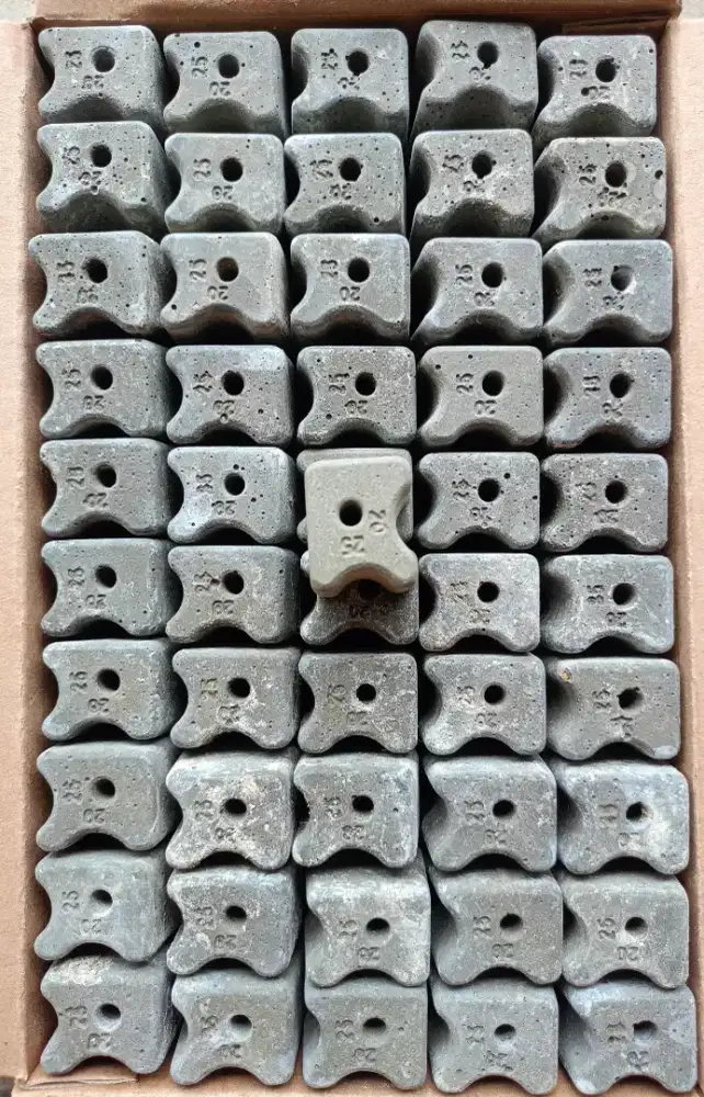 tahu beton/ beton decking ukuran 20/25mm