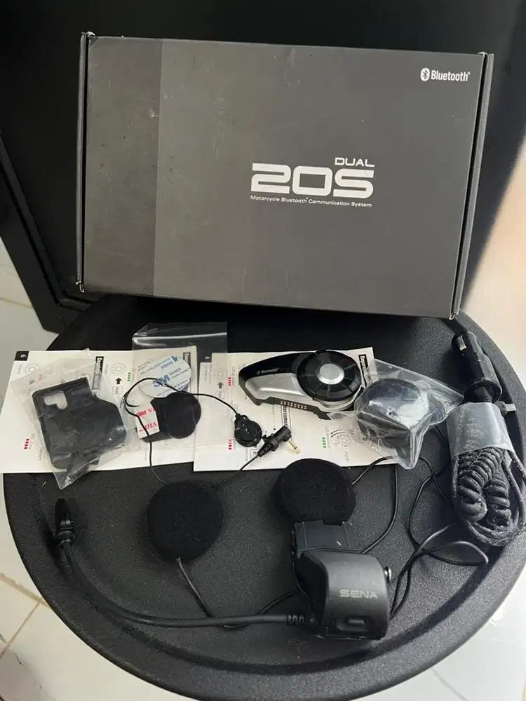 Sena 20S intercom With box
