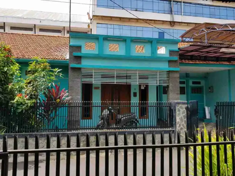 Dijual Murah Rumah strategis Lengkong Buahbatu Turangga