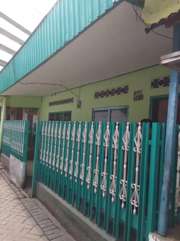 Dijual rumah kapasan lokasi strategis dekat packaging atom itc pasar