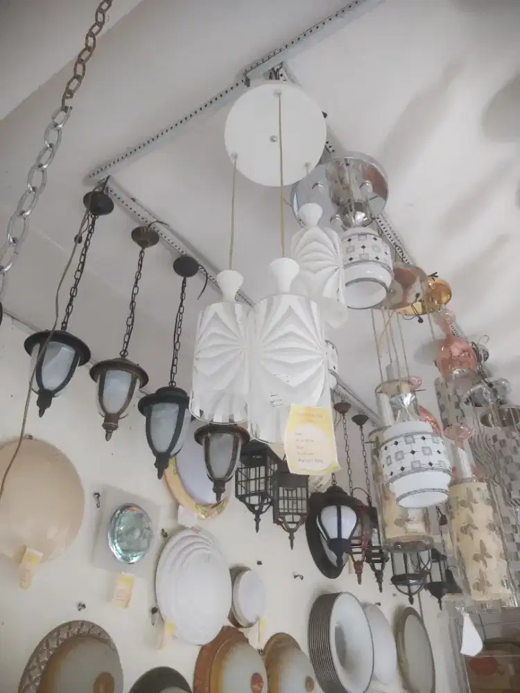 Lampu hias gantung minimalis