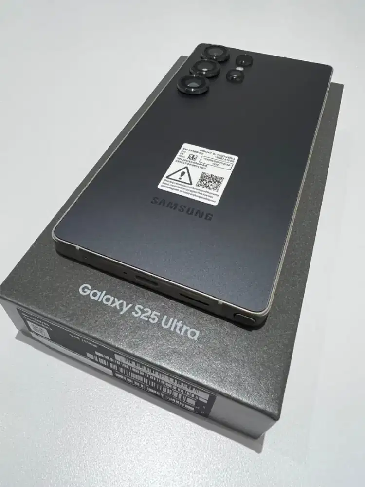 Samsung S25 Ultra Warna Titanium Black RAM 12/512 GB