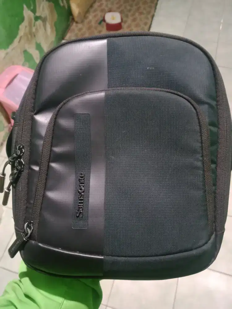 Tas slempang samsonite original