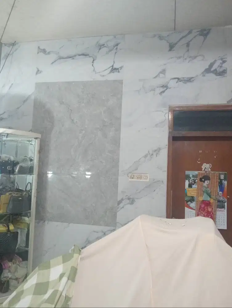 Tukang kramik dan granit