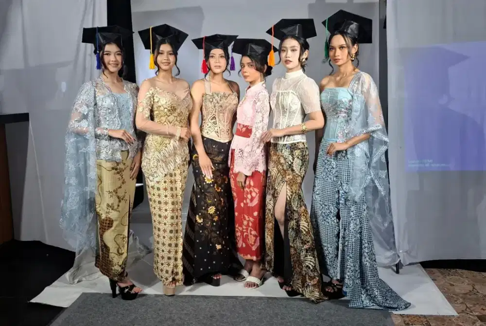 Model Wanita - untuk Baju Olshop -  usia maksimal 25th