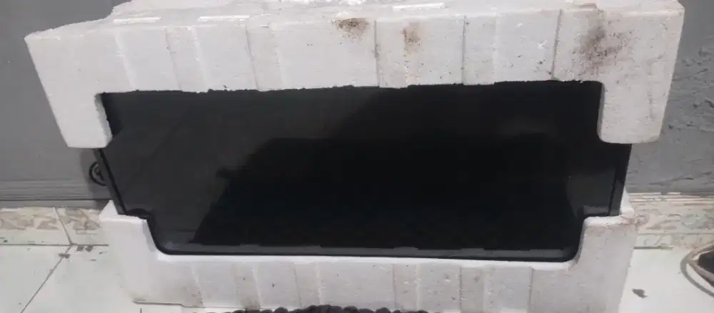 Dijual tv saja Sharp 24inc