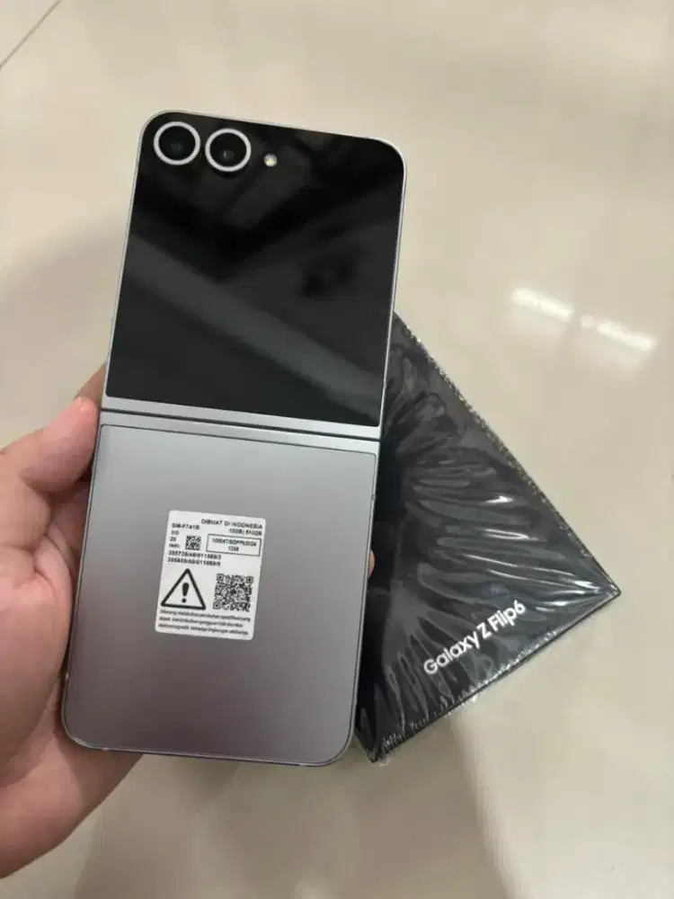 Samsung Galaxy Z Flip6 12/512 GB