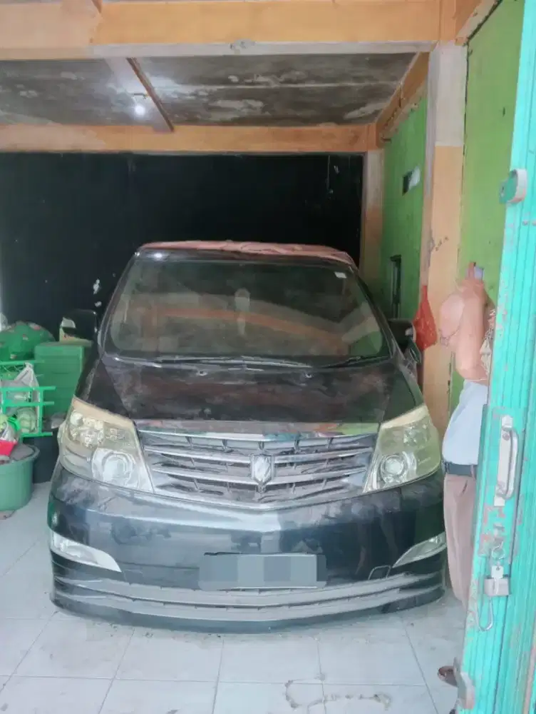 Toyota Alphard 2008