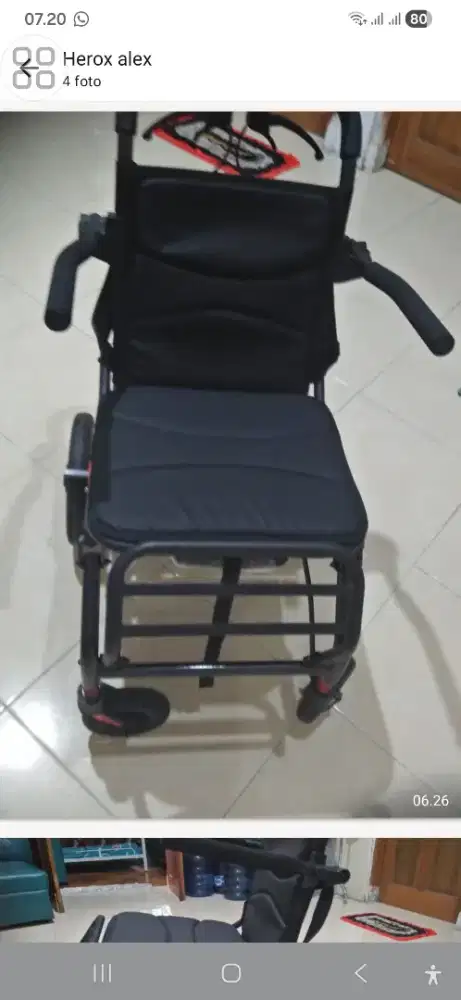 Kursi roda baru 1 bulan pembelian dari baru.99 persen sip