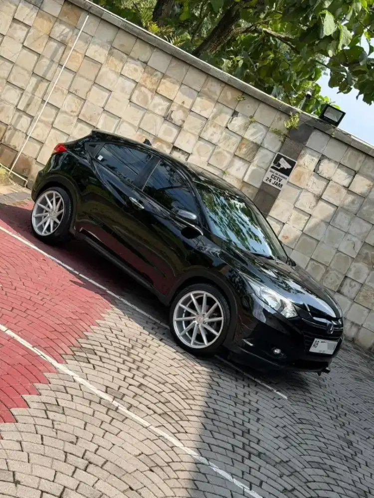 Honda HRV Ecvt 2015 AB asli