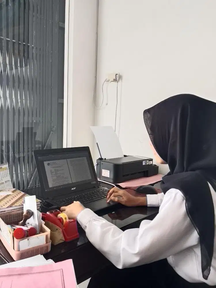 LOWONGAN KERJA - 1 ADMIN OLSHOP & 1 PACKING