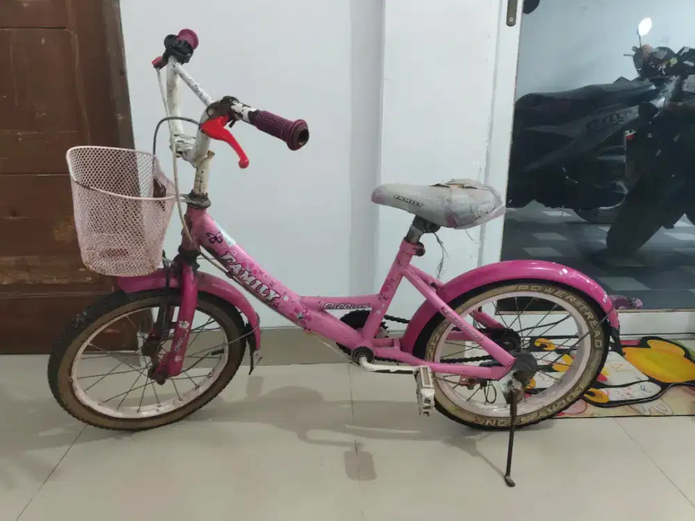 Sepeda anak family uk 16