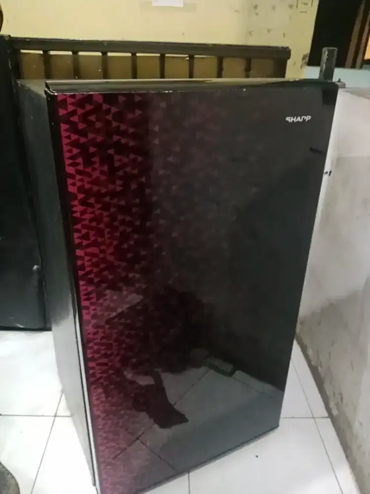 KULKAS SHARP 1 PINTU