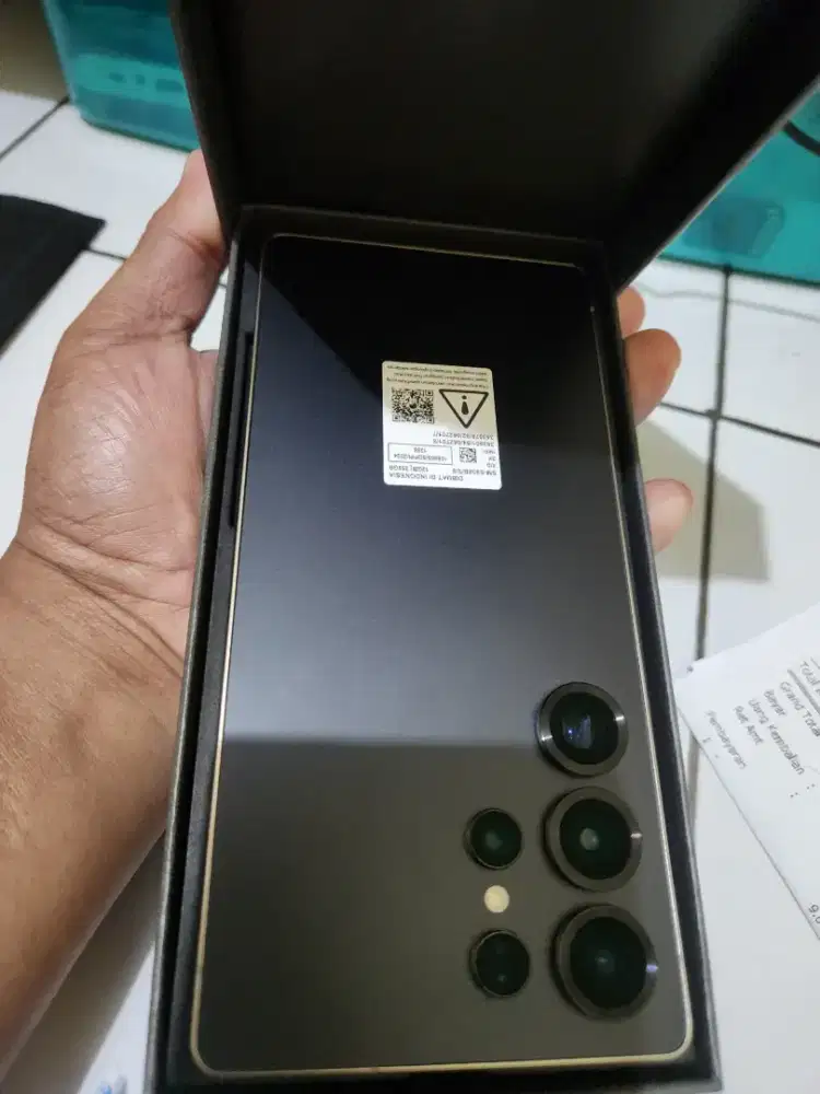 Sansung S 25Ultra Ram 12/256 Resmi