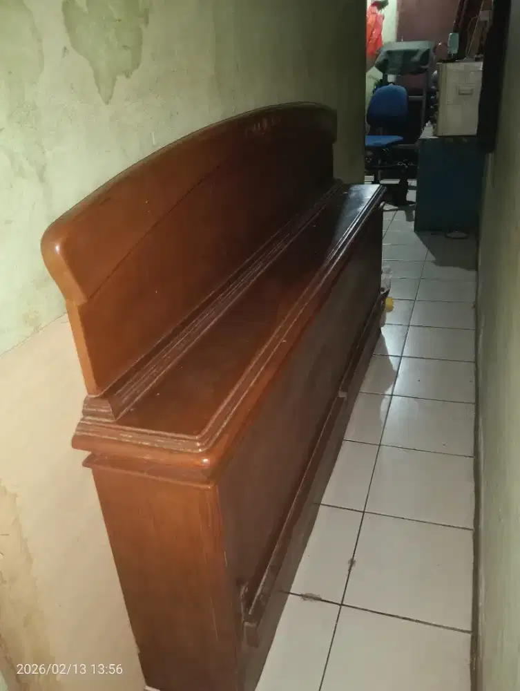 Tempat tidur/Dipan no:1kayu kombinasi.