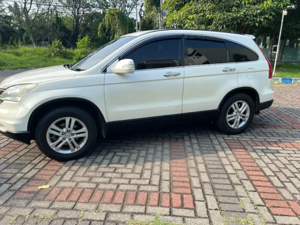 Di Jual Mobil CR-V 2011,