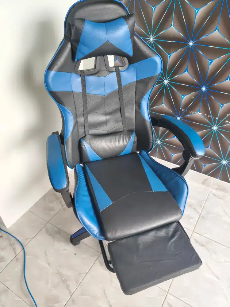 KURSI GAMING BIRU