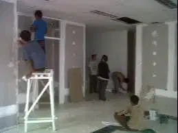 Pasang Sekat Kantor Pakai Kusen Aluminium Alumunium Gypsum Kaca PVC