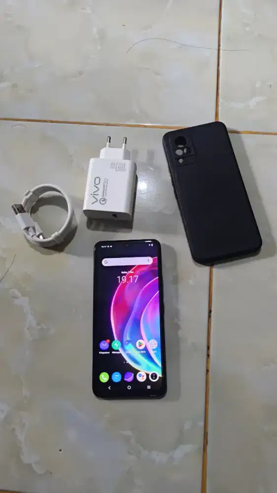 Vivo v21 5G ram 8/128