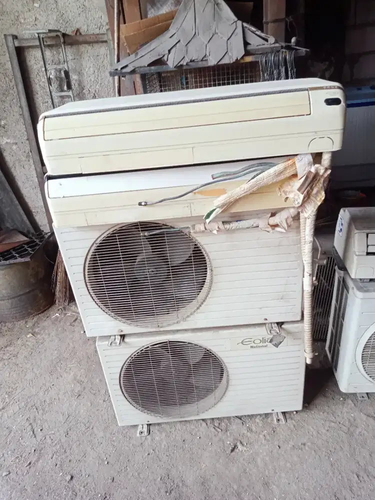 Beli AC bekas atau rusak