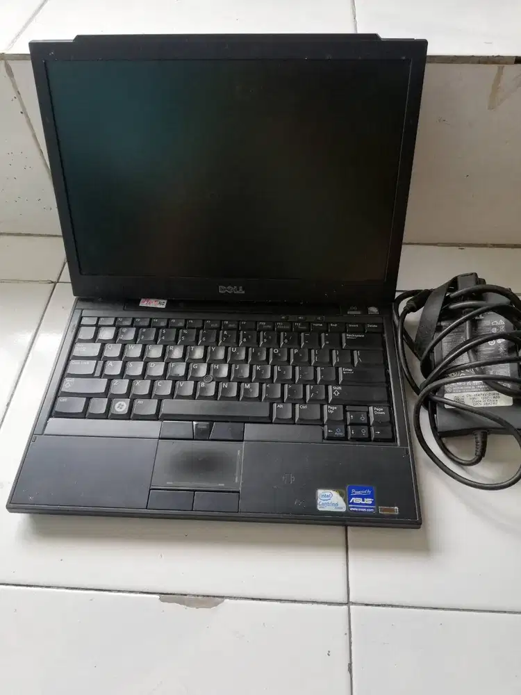 Dell latitude x 300 kondisi 85%